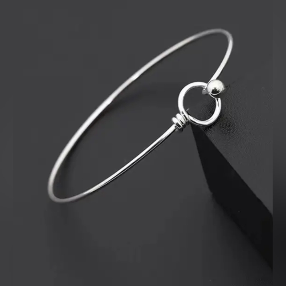 NEW stainless steel hook and loop clasp bangle bracelet w/knotted loop and